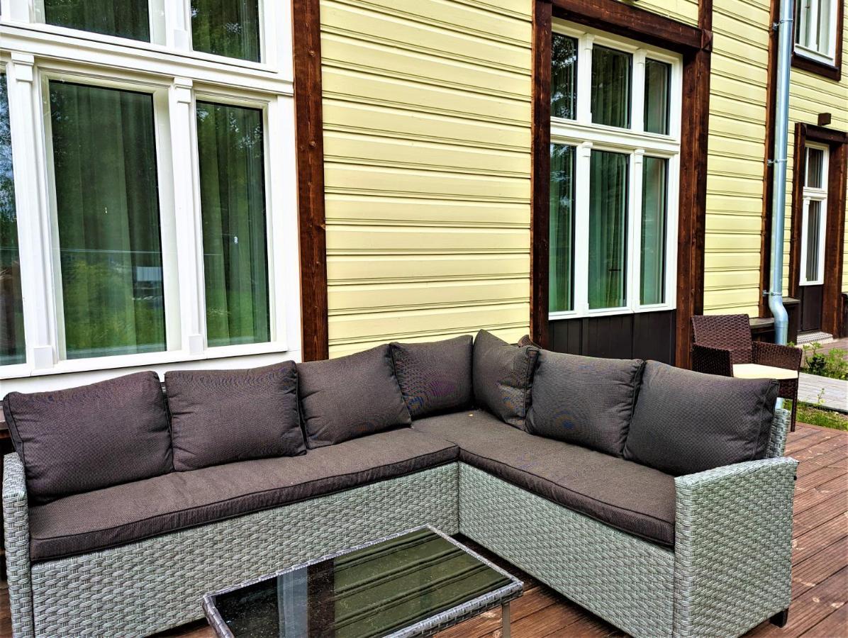 Emajoe Keeltekool Apartment Tartu Zewnętrze zdjęcie