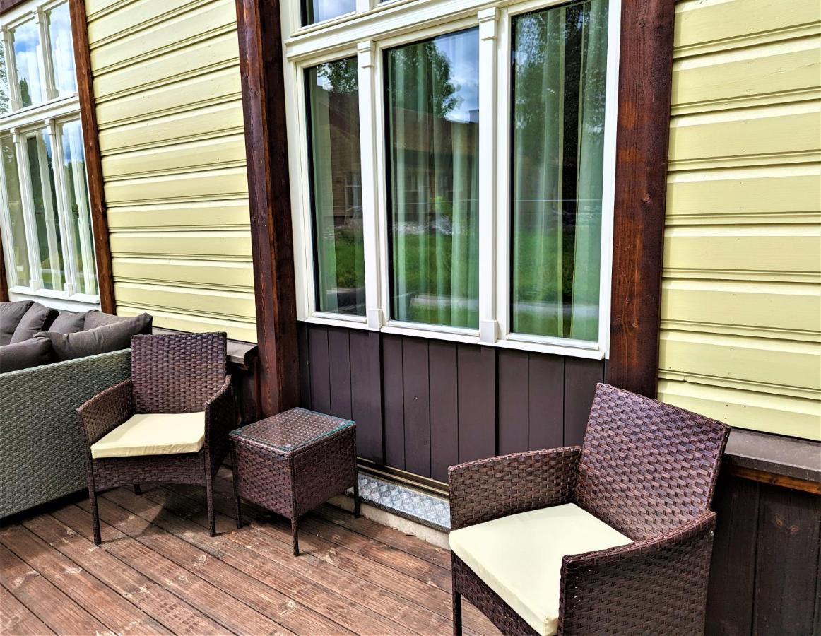 Emajoe Keeltekool Apartment Tartu Zewnętrze zdjęcie