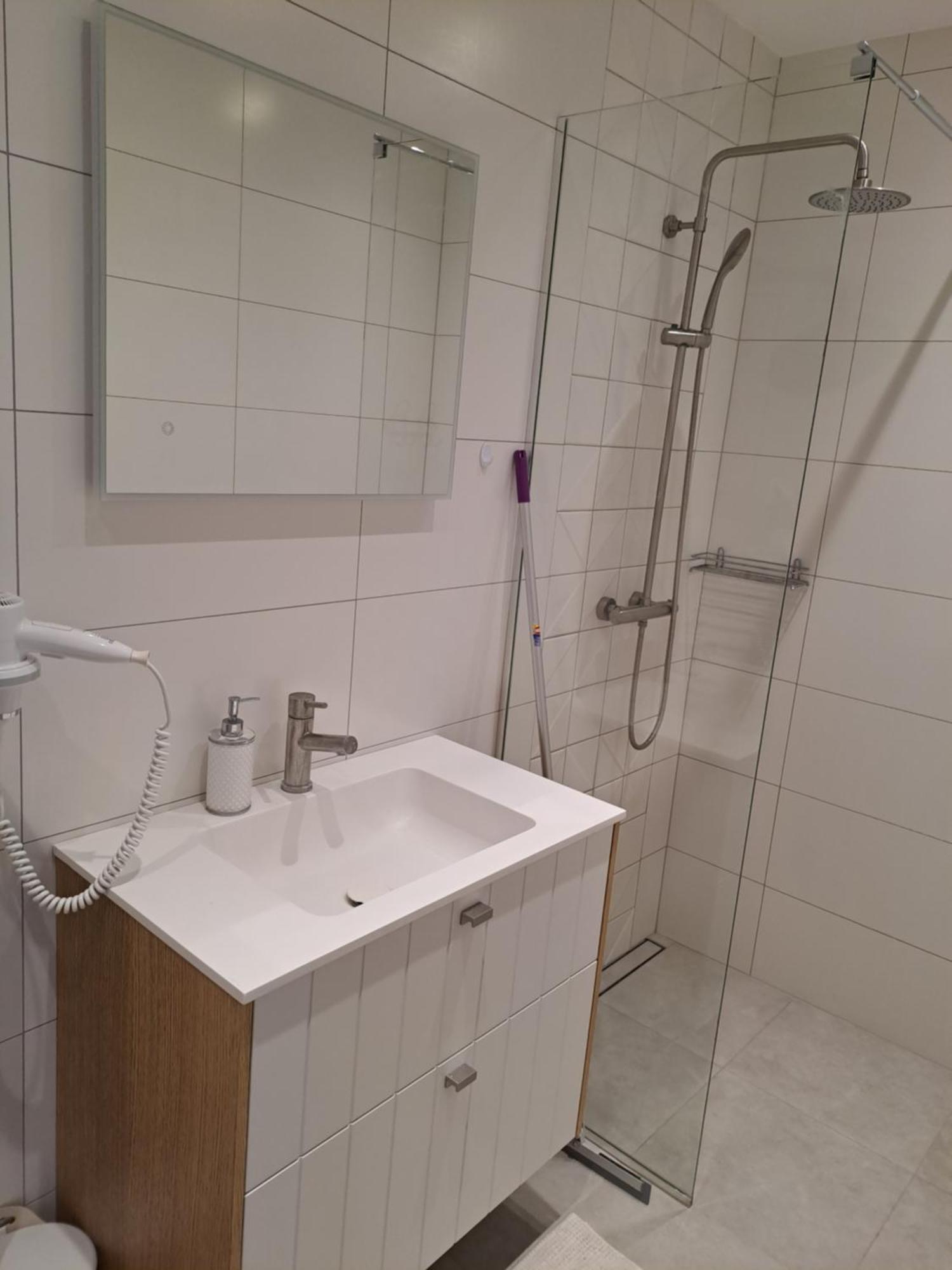 Emajoe Keeltekool Apartment Tartu Zewnętrze zdjęcie