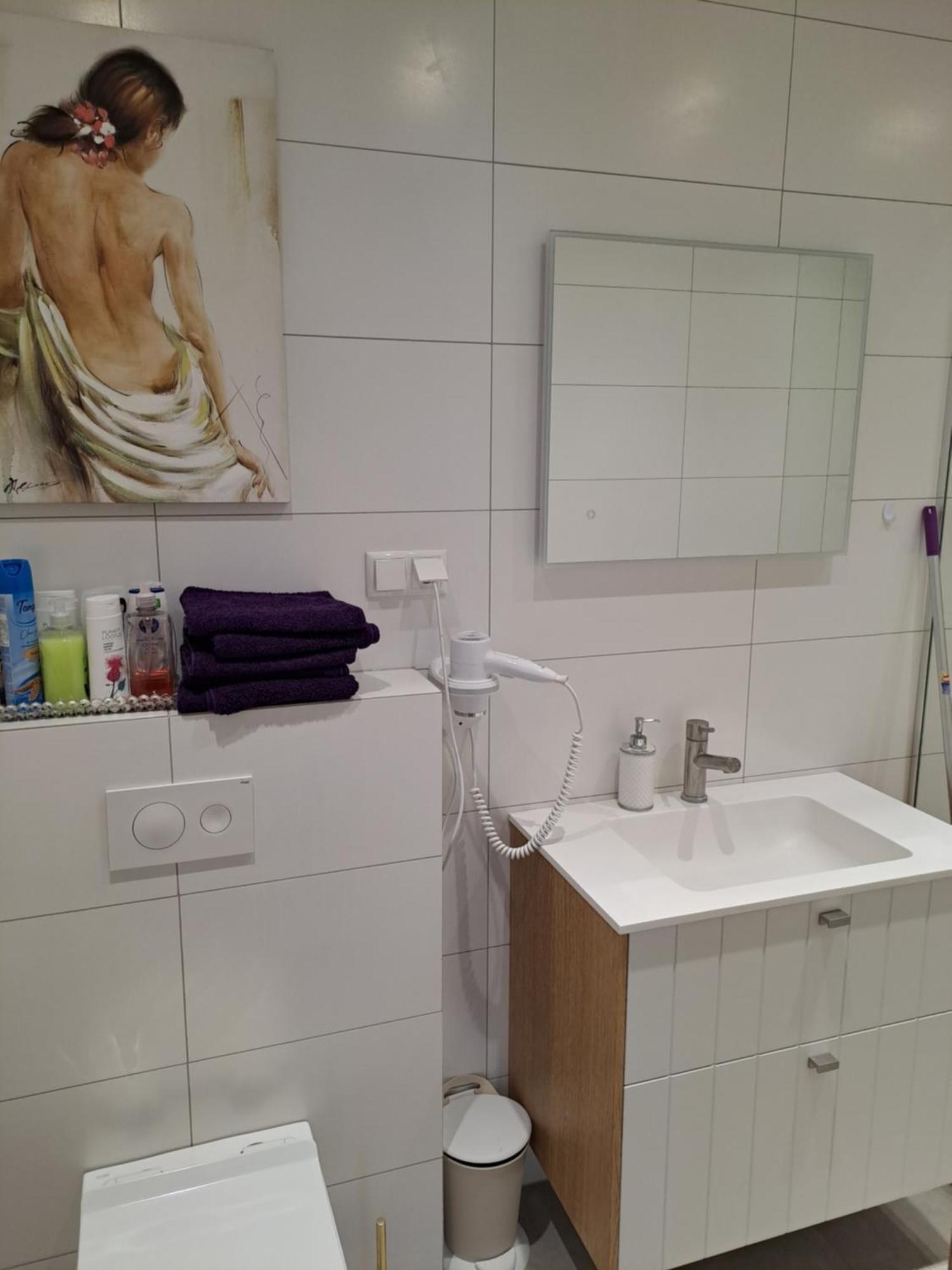 Emajoe Keeltekool Apartment Tartu Zewnętrze zdjęcie