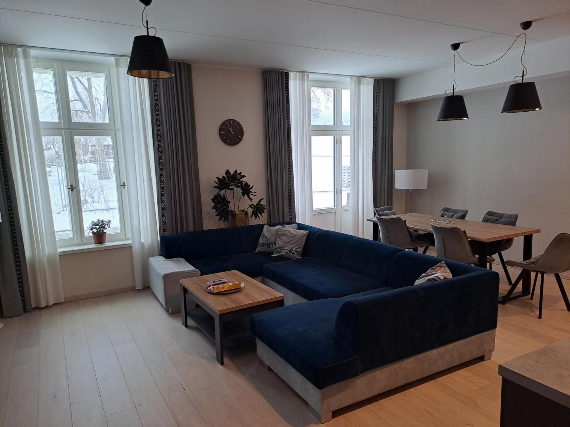 Emajoe Keeltekool Apartment Tartu Zewnętrze zdjęcie